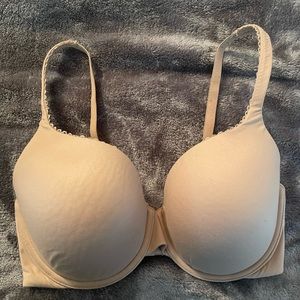 Victoria’s Secret Nude Bra